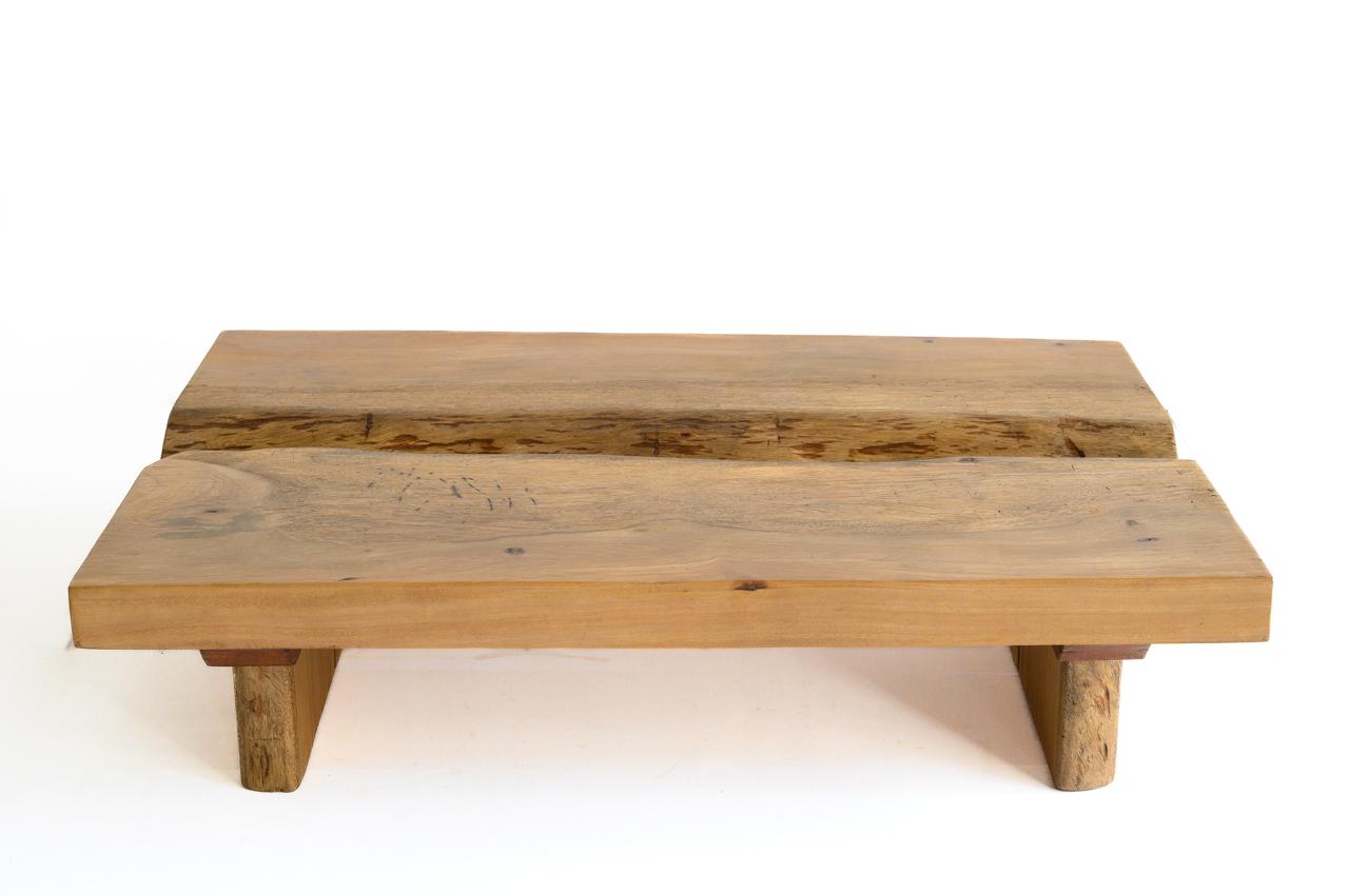 Mesa de Centro Orgânica Banco. - 1.10m L x 0.90m C x 0.35m H - Galeria