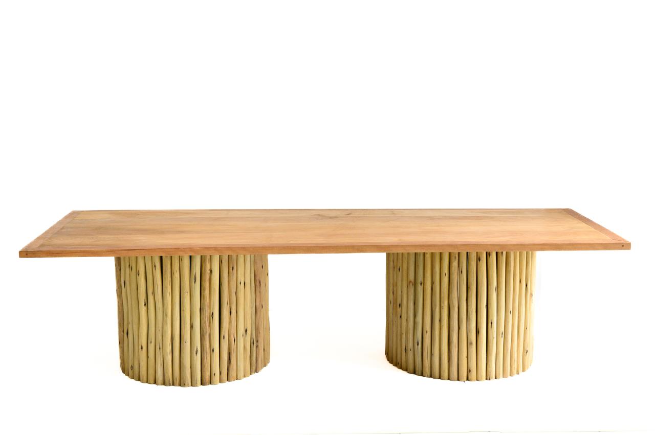 Mesa Base Redonda Biriba. - 3.00m L x 1.16m C x 0.80m H - Galeria